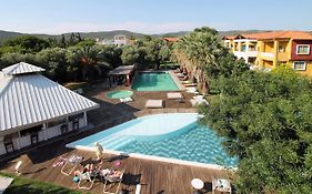 Despotiko Apt. Hotel & Suites