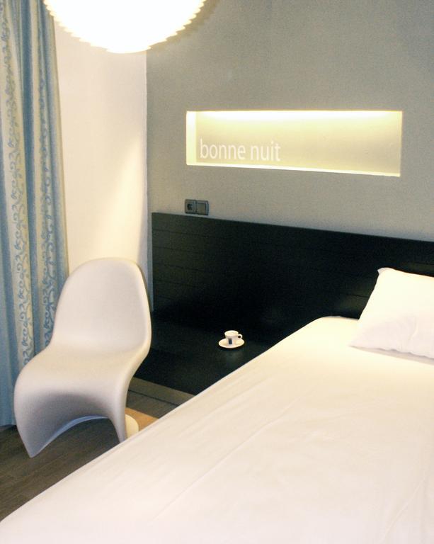 Despotiko Apt. Hotel & Suites Τορώνη Δωμάτιο φωτογραφία